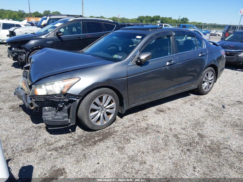 1HGCP2F85BA005372 2011 HONDA ACCORD photo no. 2
