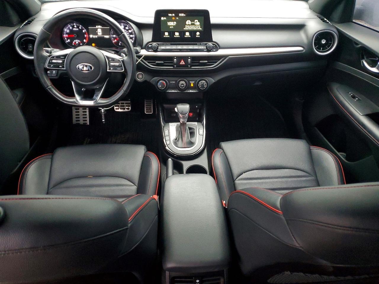 2021 KIA FORTE GT — Фото 8 из 13