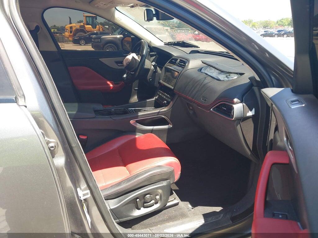 SADCL2BV8HA081381 2017 JAGUAR F-PACE photo no. 5