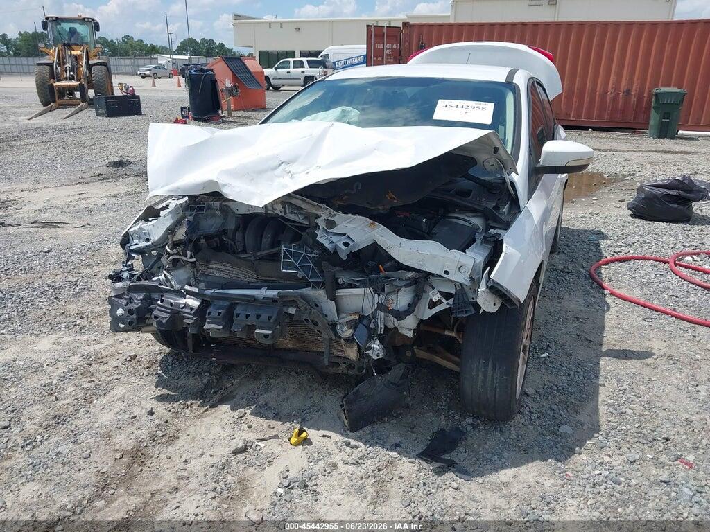 1FADP3F2XHL287001 2017 FORD FOCUS photo no. 6