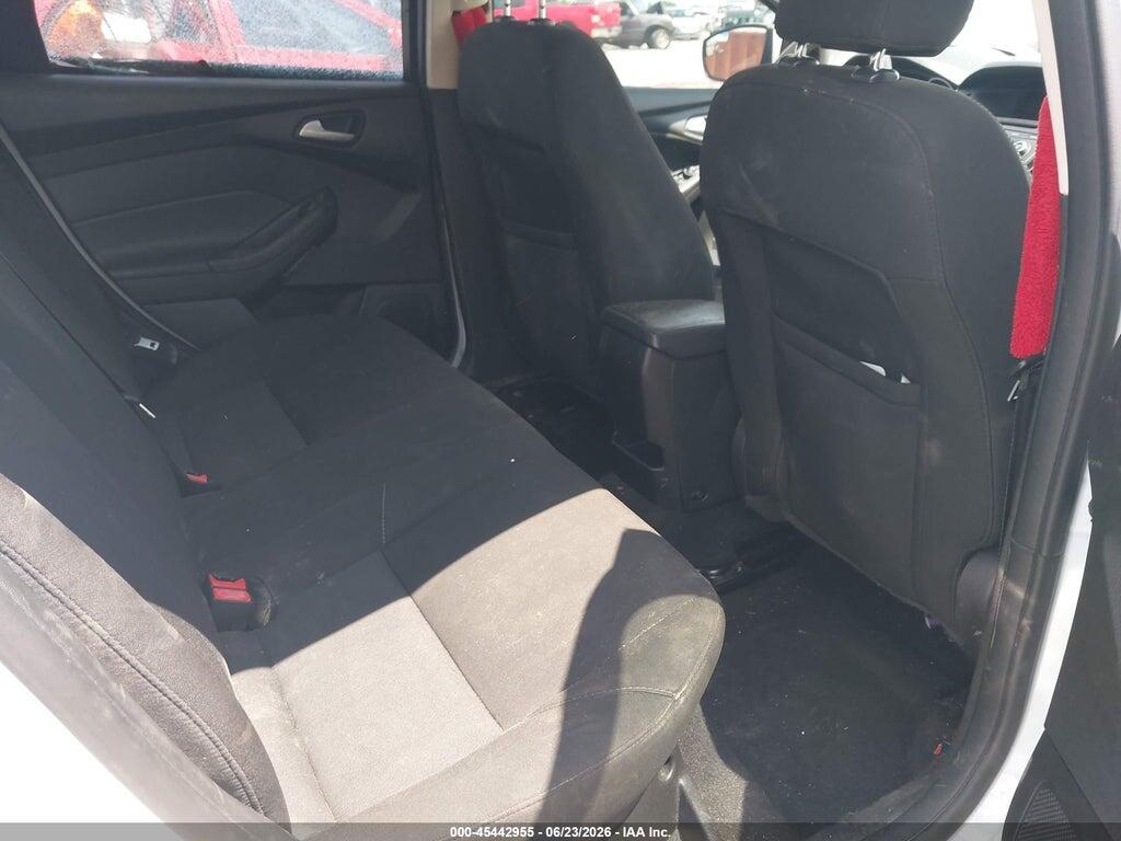 1FADP3F2XHL287001 2017 FORD FOCUS photo no. 8