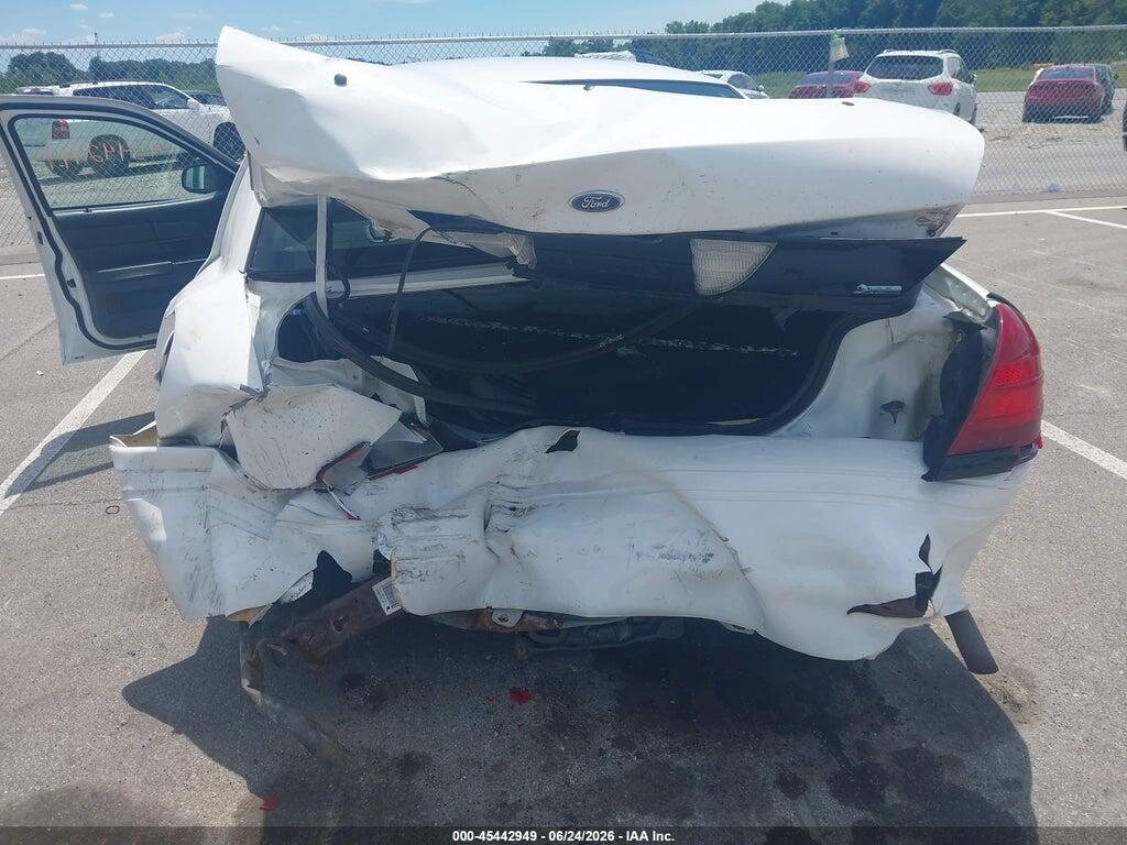 2FABP7BV2AX116704 2010 FORD CROWN VICTORIA photo no. 6