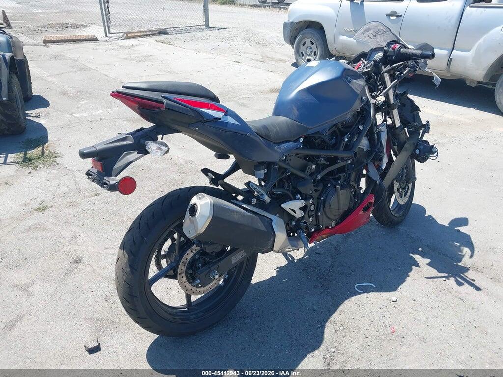 ML5EXGG17TDA79170 2026 KAWASAKI EX500 photo no. 4