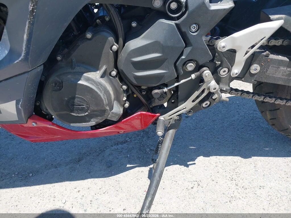 ML5EXGG17TDA79170 2026 KAWASAKI EX500 photo no. 9