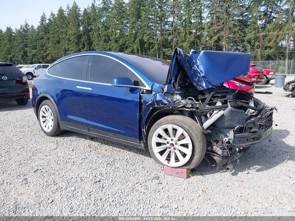 5YJXCBE29JF090358 2018 TESLA MODEL X photo no. 1