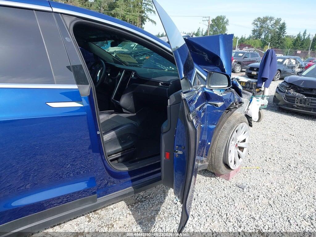 5YJXCBE29JF090358 2018 TESLA MODEL X photo no. 5