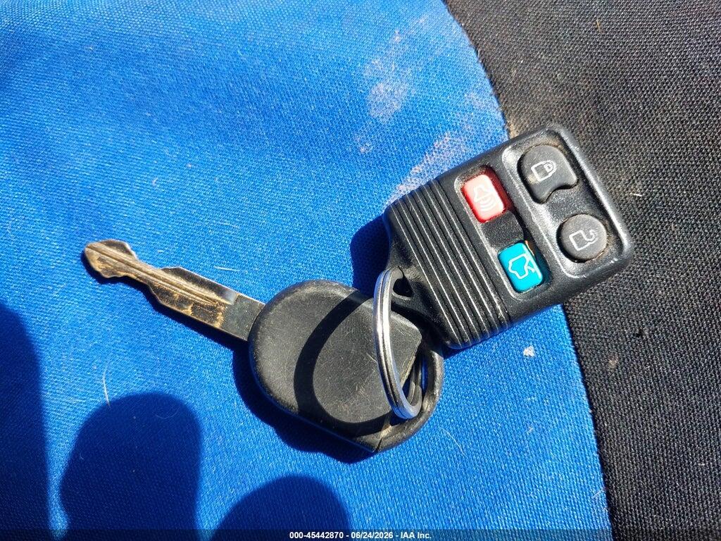1FMCU0C74BKC16186 2011 FORD ESCAPE photo no. 11