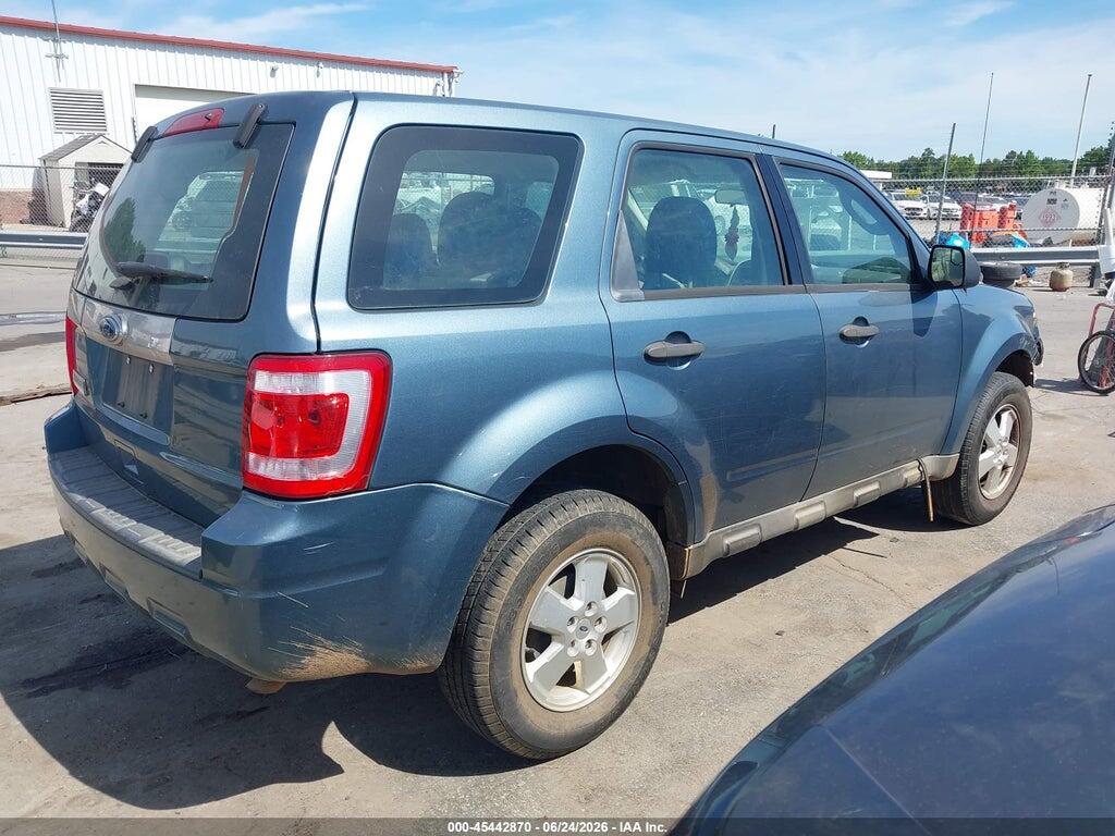 1FMCU0C74BKC16186 2011 FORD ESCAPE photo no. 4