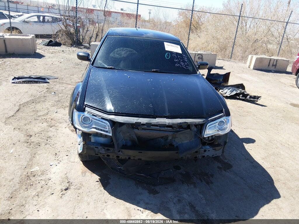 2C3CCAAG0FH921889 2015 CHRYSLER 300 photo no. 12