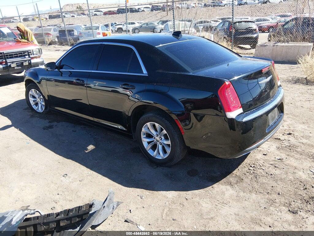 2C3CCAAG0FH921889 2015 CHRYSLER 300 photo no. 3