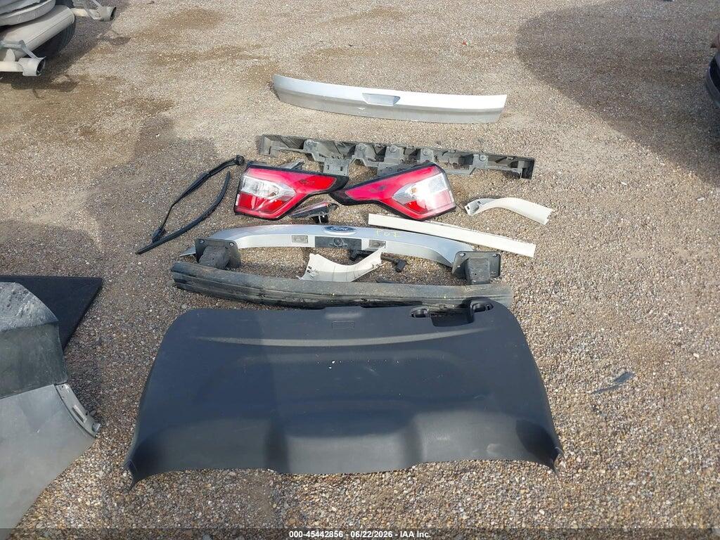 1FMCU0GD0HUC18126 2017 FORD ESCAPE photo no. 12