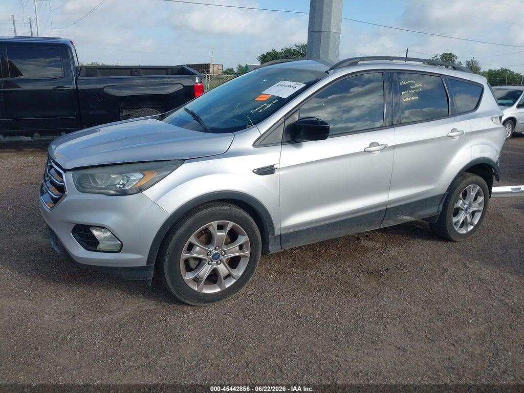 1FMCU0GD0HUC18126 2017 FORD ESCAPE photo no. 2