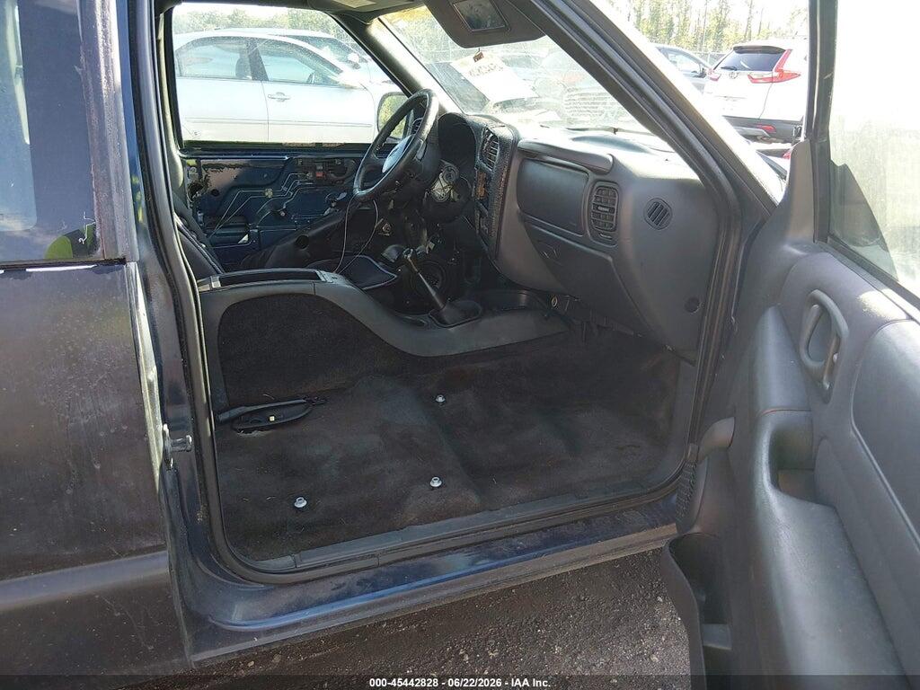 1GCCS19H338117891 2003 CHEVROLET S-10 photo no. 5