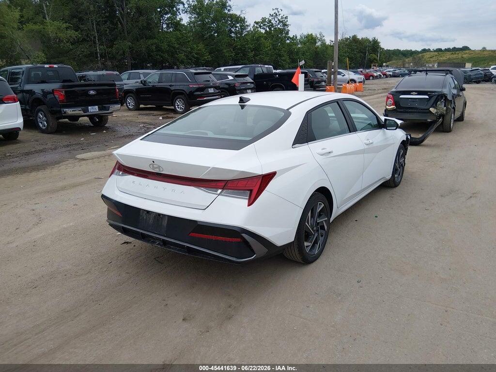 KMHLS4DG1RU696553 2024 HYUNDAI ELANTRA photo no. 4