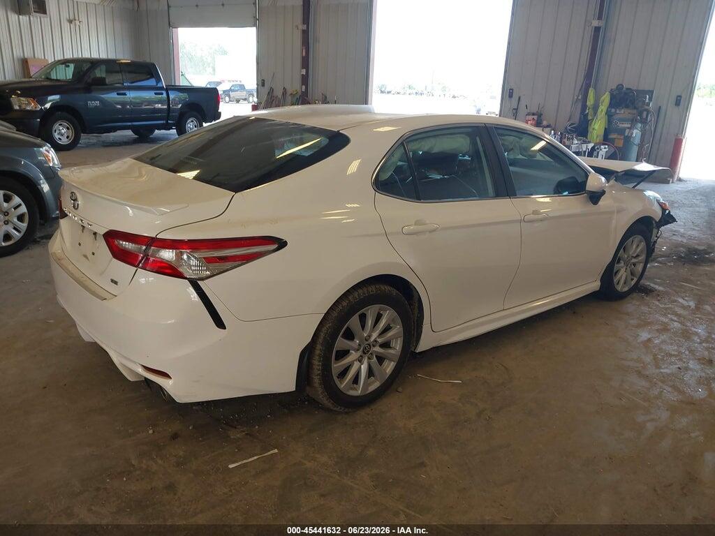 4T1G11AK3LU975361 2020 TOYOTA CAMRY photo no. 4