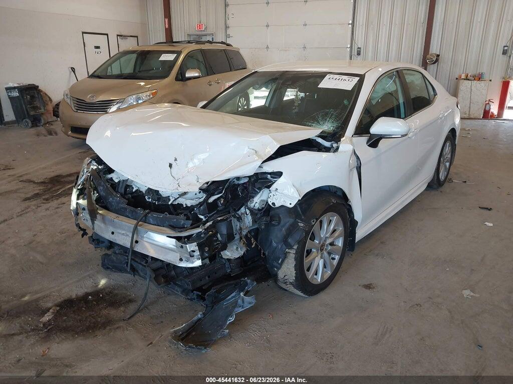4T1G11AK3LU975361 2020 TOYOTA CAMRY photo no. 6