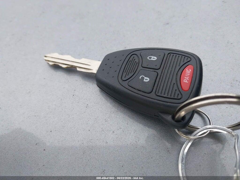 1C3CCBAB5DN686422 2013 CHRYSLER 200 photo no. 11