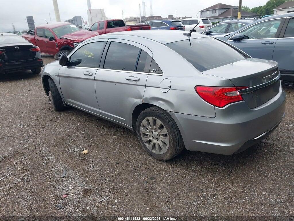 1C3CCBAB5DN686422 2013 CHRYSLER 200 photo no. 3