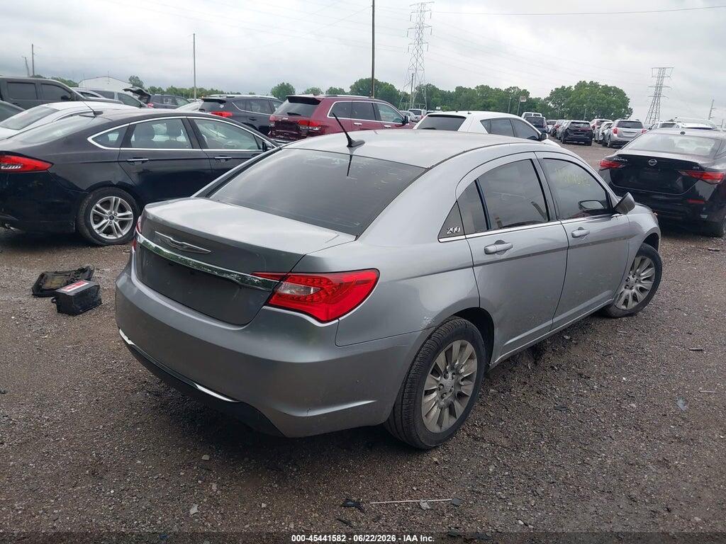 1C3CCBAB5DN686422 2013 CHRYSLER 200 photo no. 4