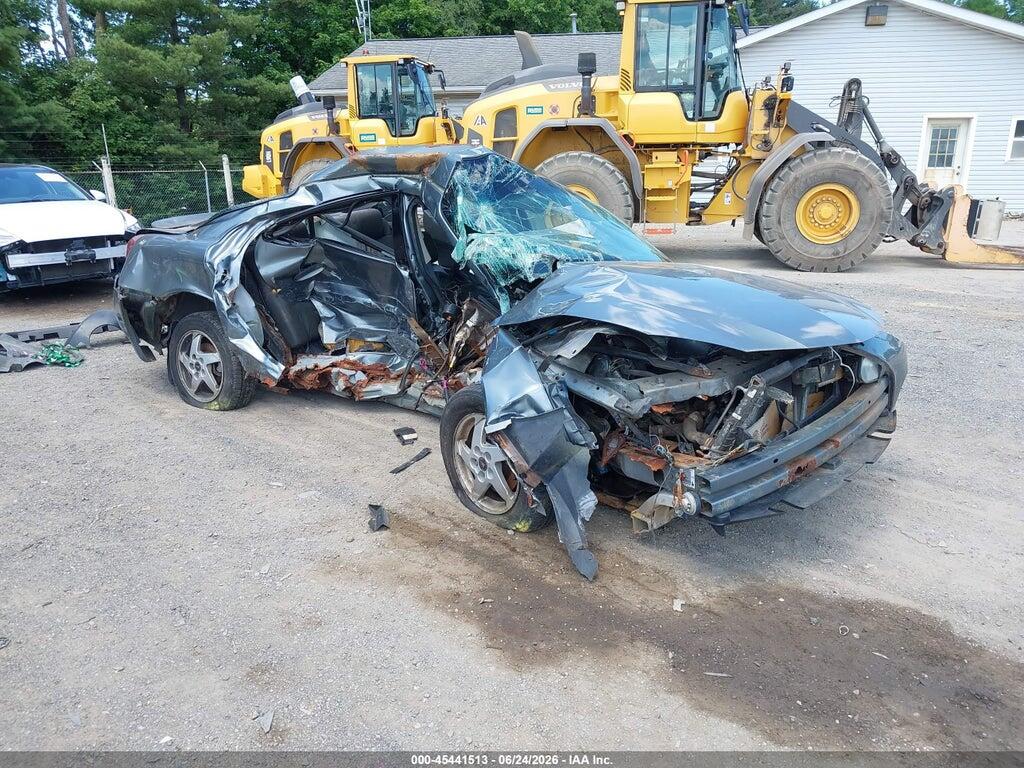 2G2WP522141294878 2004 PONTIAC GRAND PRIX photo no. 1