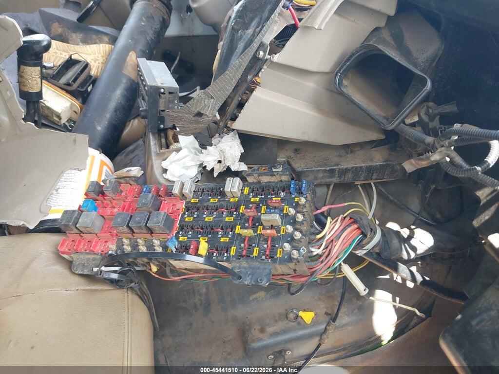 2FZHAZAS44AM29756 2004 STERLING TRUCK LT photo no. 12