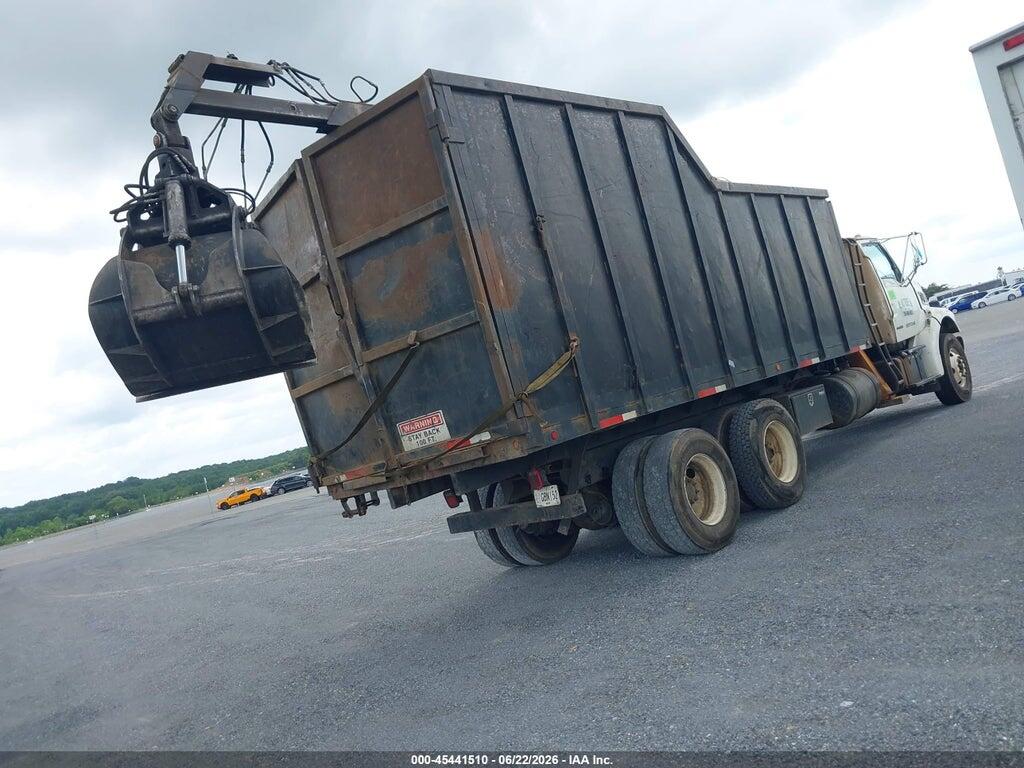 2FZHAZAS44AM29756 2004 STERLING TRUCK LT photo no. 4