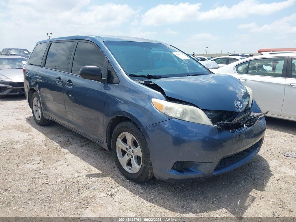 5TDZK3DC5FS650665 2015 TOYOTA SIENNA photo no. 1
