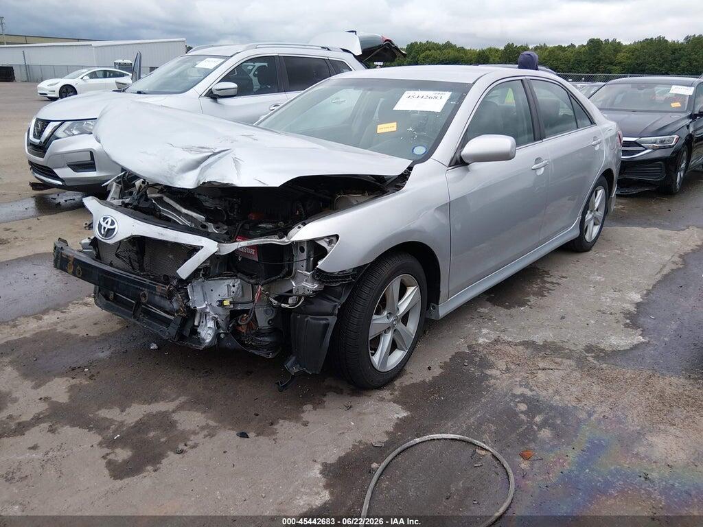 4T1BF3EK4BU663503 2011 TOYOTA CAMRY photo no. 2
