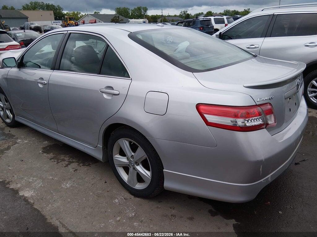 4T1BF3EK4BU663503 2011 TOYOTA CAMRY photo no. 3