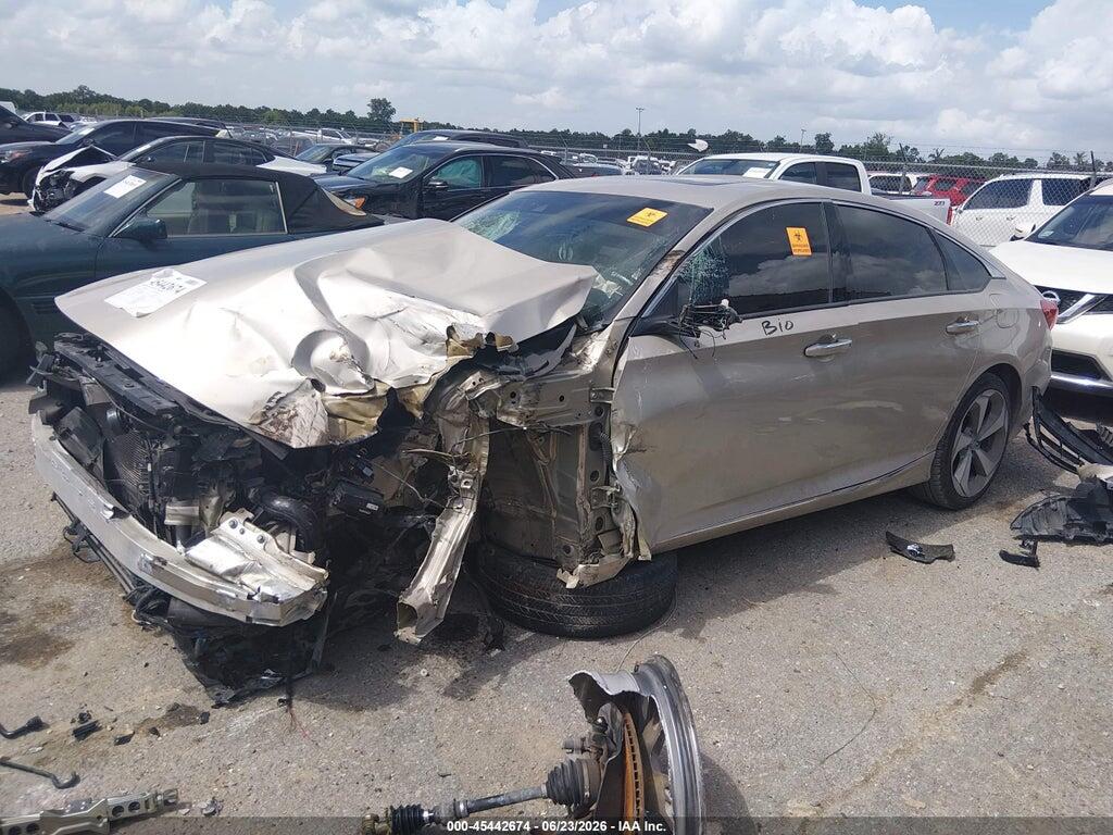 1HGCV1F96JA044754 2018 HONDA ACCORD photo no. 2