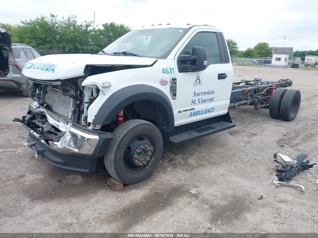 1FDUF4HT5NEF66067 2022 FORD F-450 CHASSIS photo no. 2