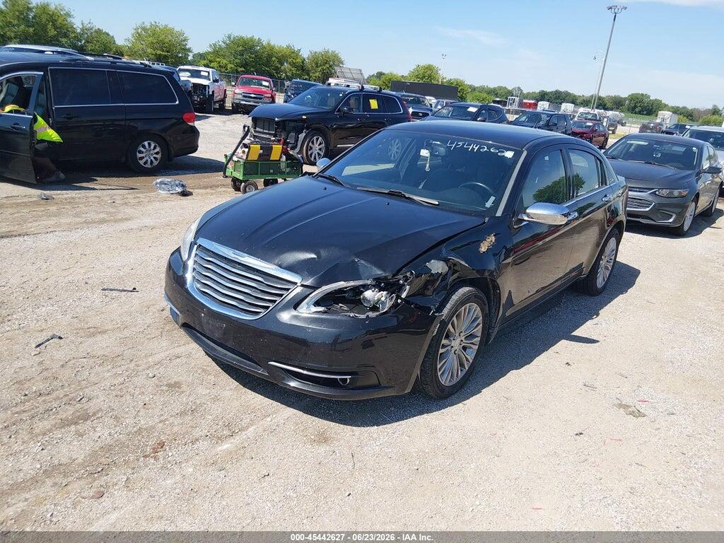 1C3BC2FG2BN517908 2011 CHRYSLER 200 photo no. 2