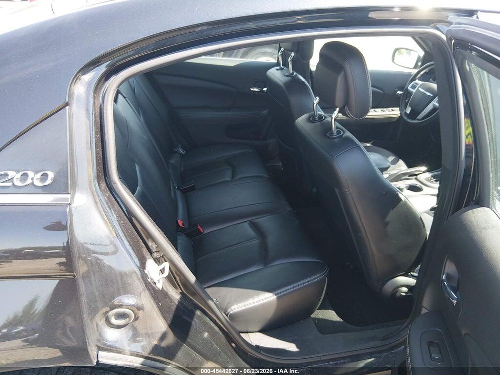 1C3BC2FG2BN517908 2011 CHRYSLER 200 photo no. 8