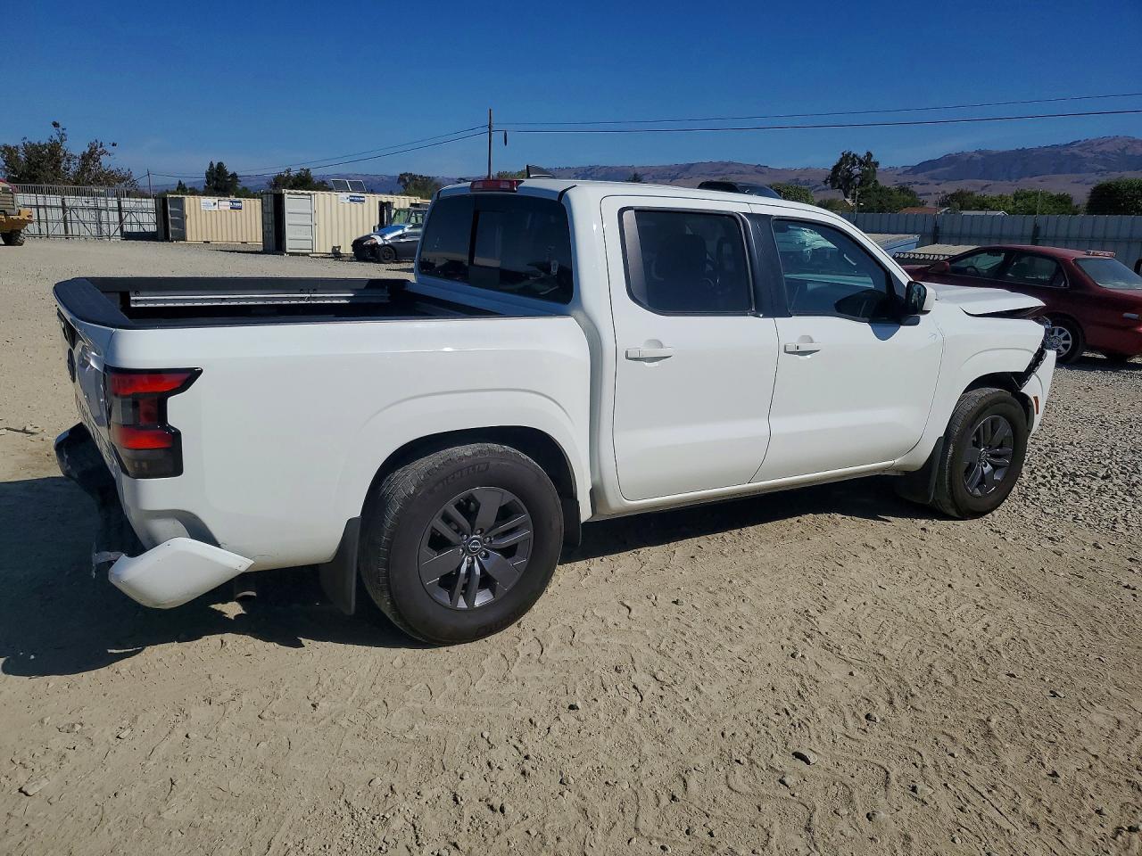 2025 NISSAN FRONTIER SV — Фото 3 из 12