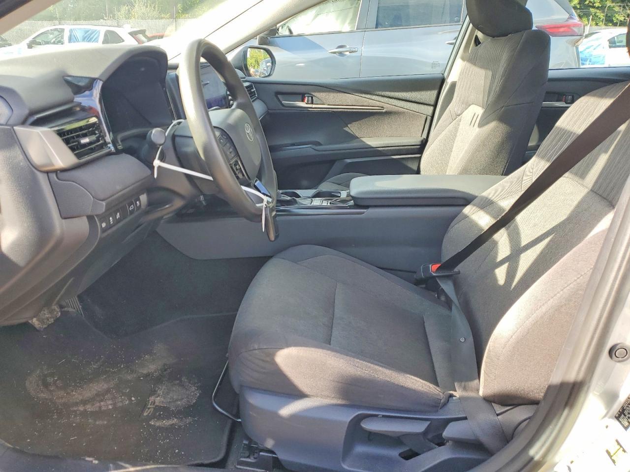 2025 TOYOTA CAMRY LE — Фото 7 из 13