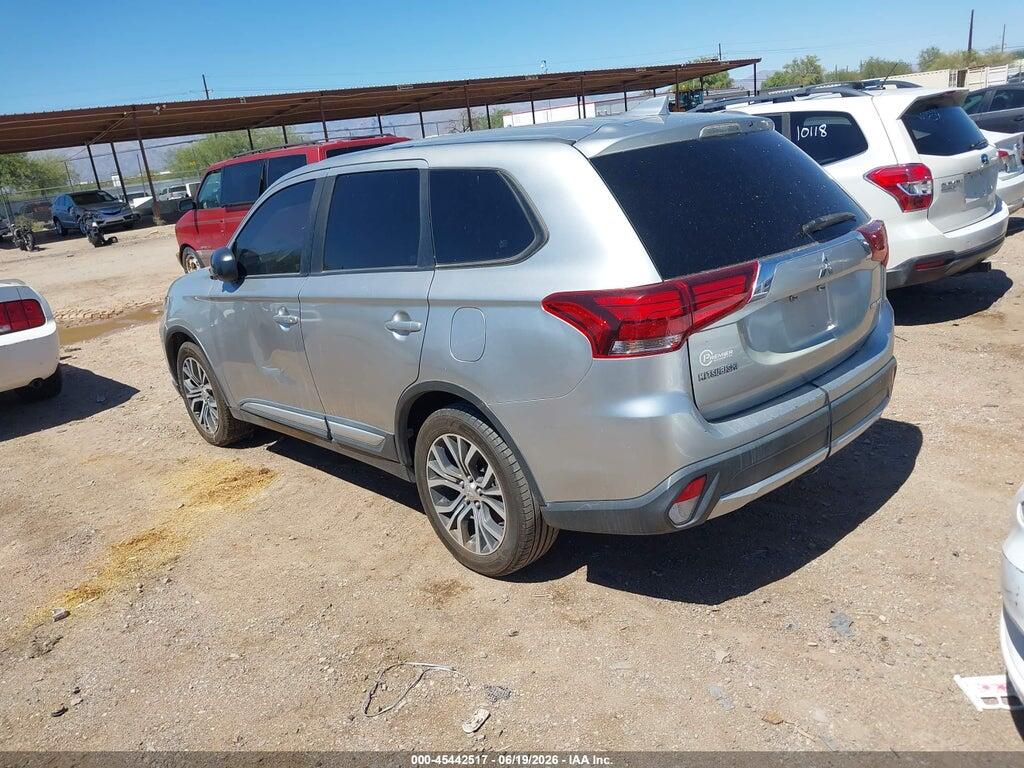 JA4AD2A3XJZ054801 2018 MITSUBISHI OUTLANDER photo no. 3