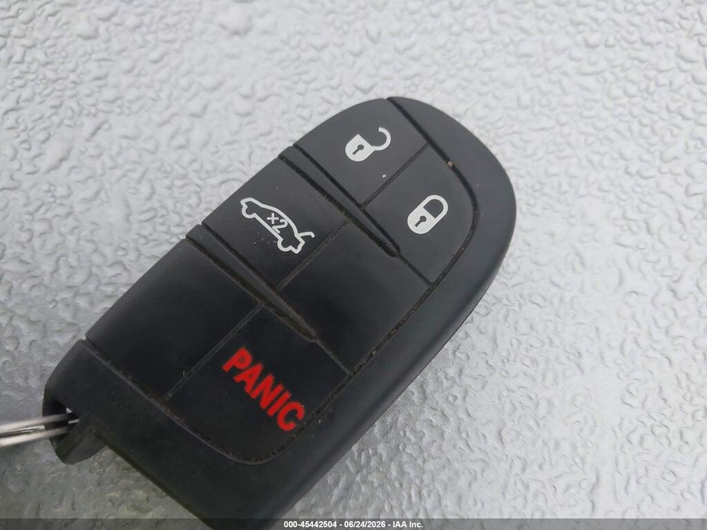 1C3CCCAB9FN613157 2015 CHRYSLER 200 photo no. 11