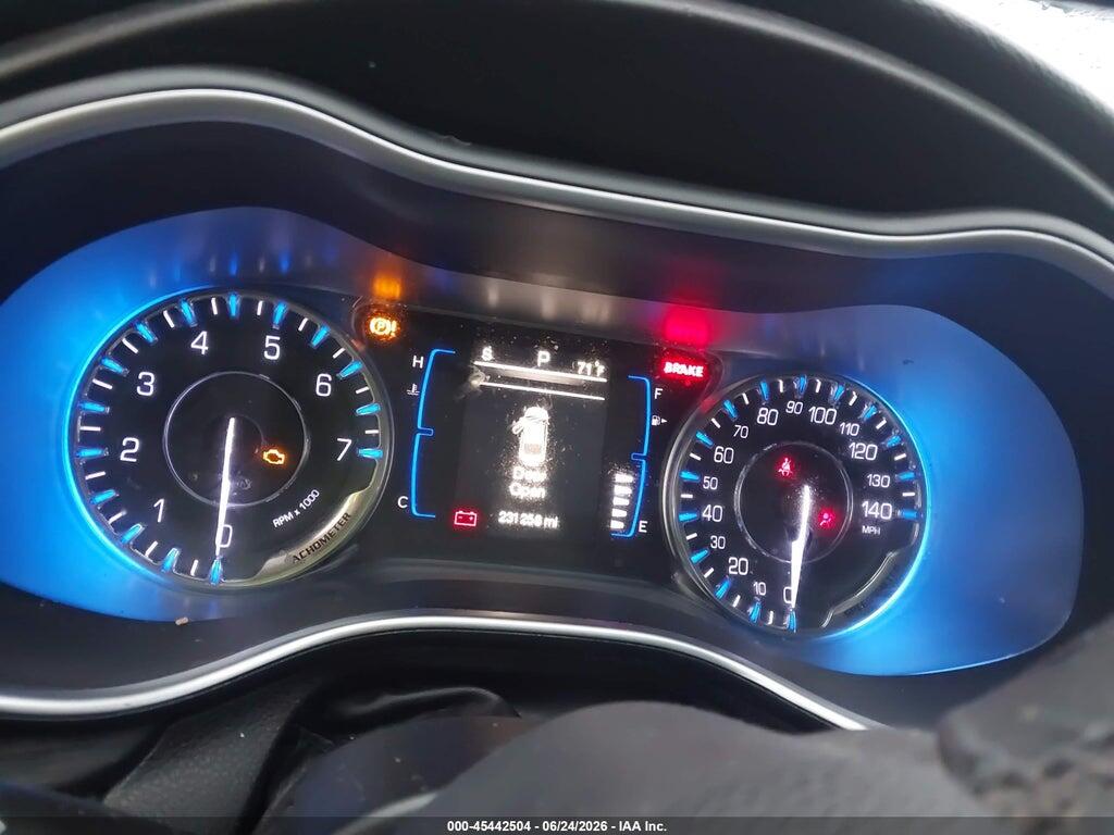 1C3CCCAB9FN613157 2015 CHRYSLER 200 photo no. 7