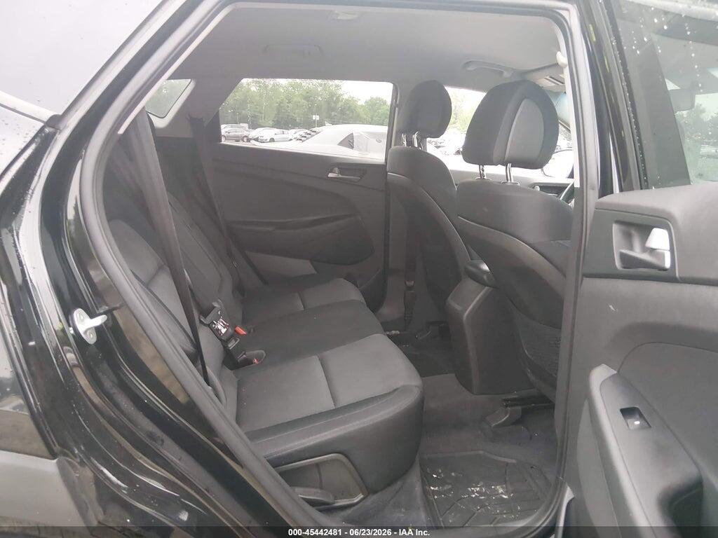 KM8J3CA4XGU074717 2016 HYUNDAI TUCSON photo no. 8