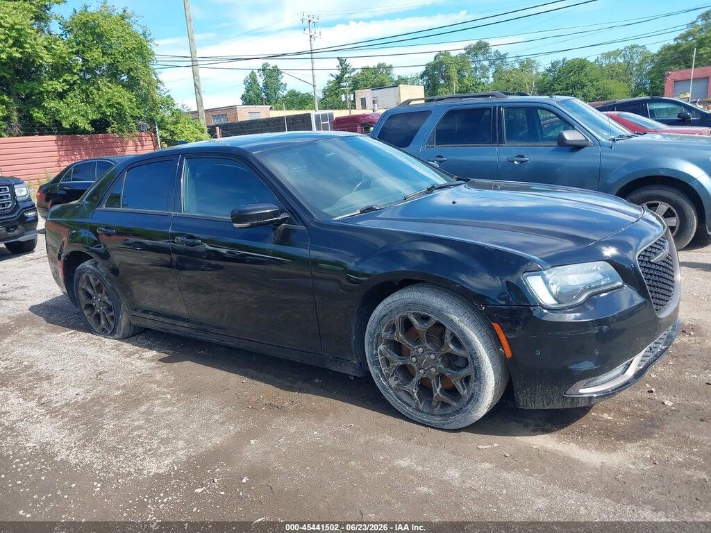 2C3CCAGG9GH282890 2016 CHRYSLER 300 photo no. 1