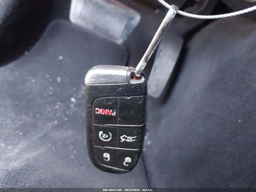 2C3CDXBG7LH244060 2020 DODGE CHARGER photo no. 11