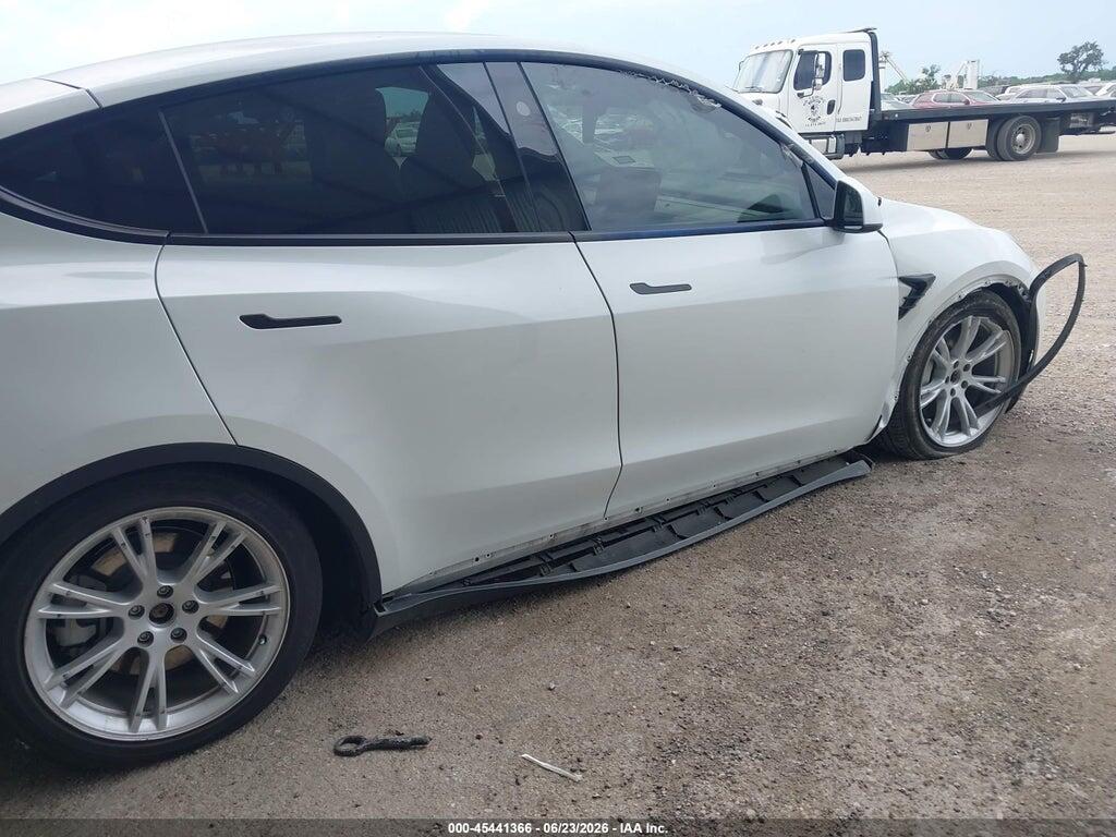 7SAYGDED7RF055032 2024 TESLA MODEL Y photo no. 5