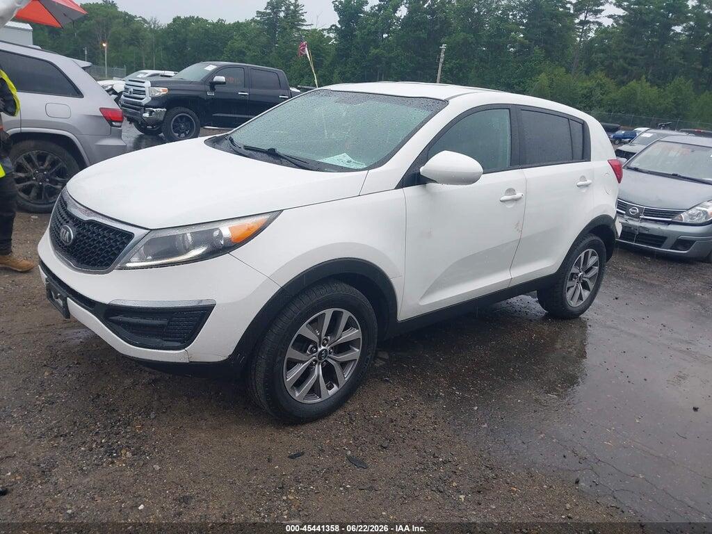 KNDPBCAC0E7606111 2014 KIA SPORTAGE photo no. 2