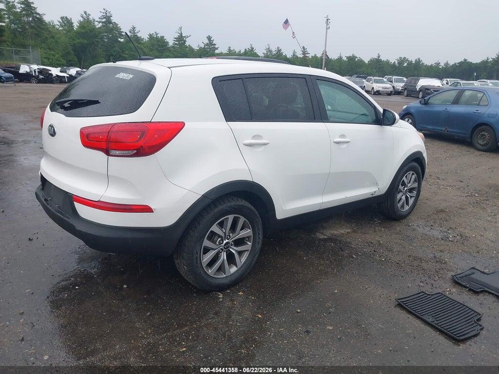 KNDPBCAC0E7606111 2014 KIA SPORTAGE photo no. 4