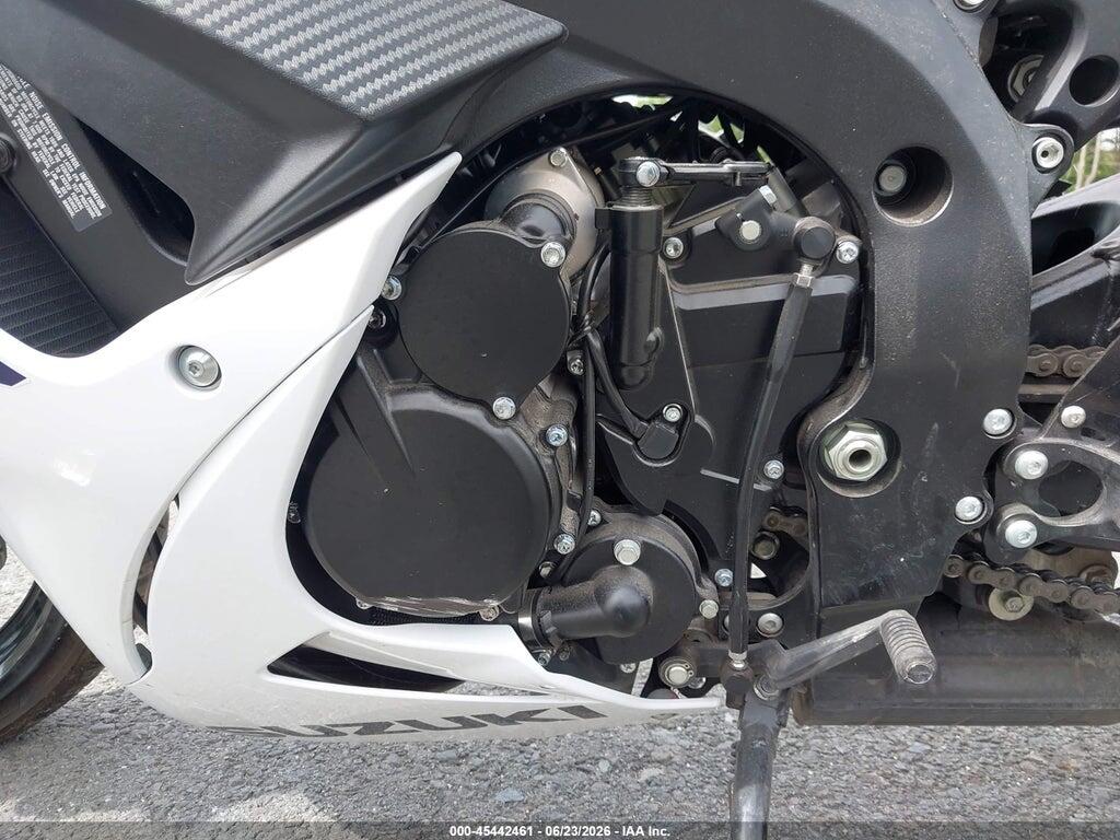 JS1GN7FA9S7101339 2025 SUZUKI GSX-R600 photo no. 9