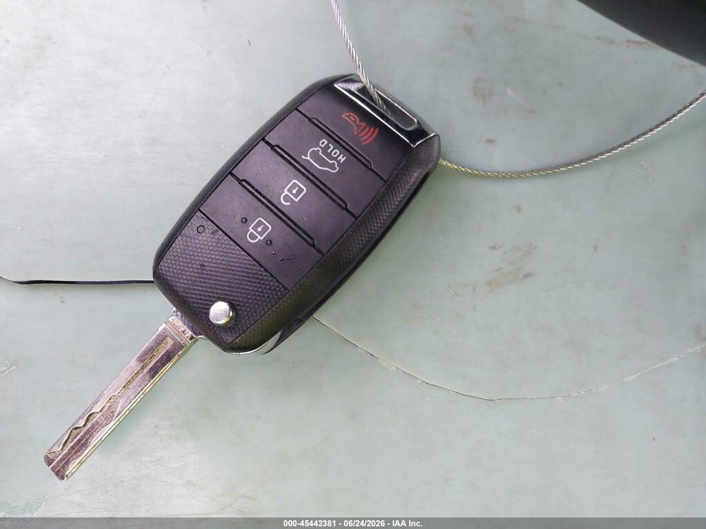 KNDJN2A24K7696308 2019 KIA SOUL photo no. 11