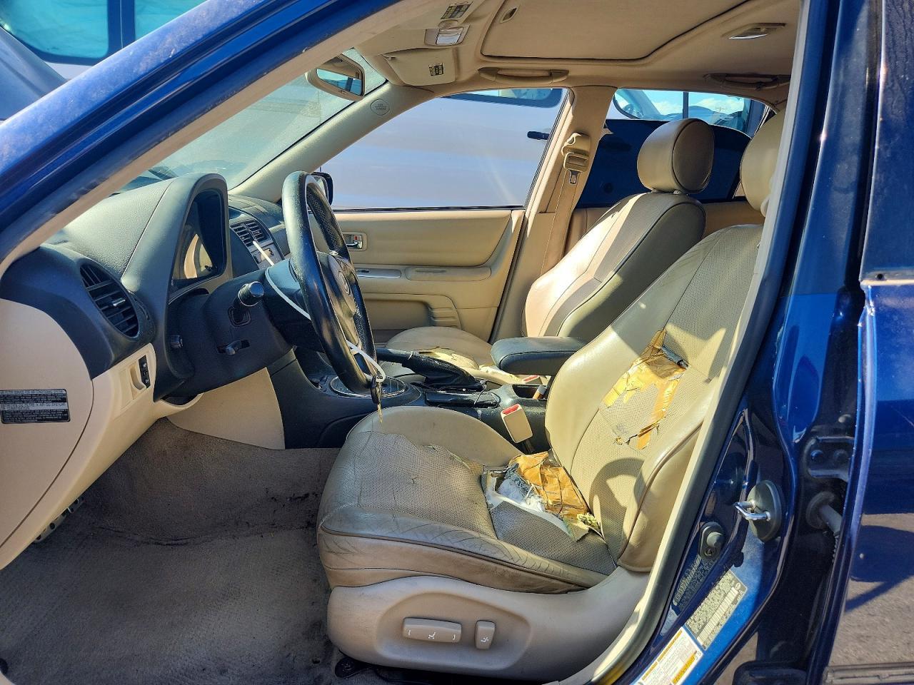 2004 LEXUS IS 300 — Фото 7 из 12