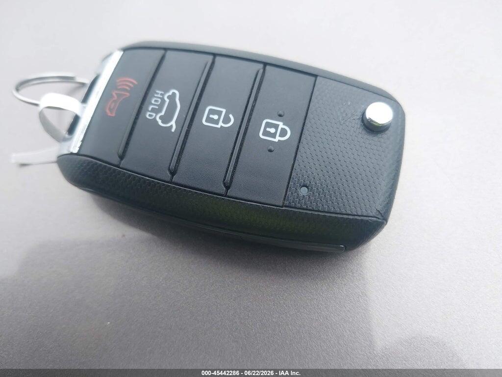 KNDPM3AC3H7070625 2017 KIA SPORTAGE photo no. 11