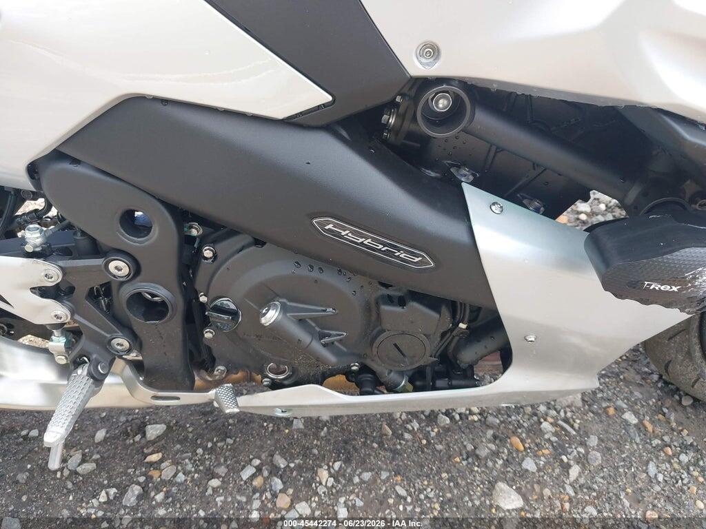 ML5CXGA1XRDA04522 2024 KAWASAKI CX500 photo no. 8