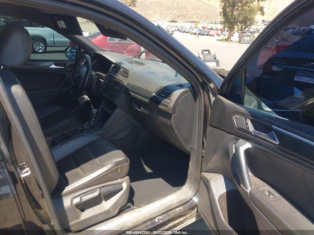 3VV5B7AX5JM192200 2018 VOLKSWAGEN TIGUAN photo no. 5